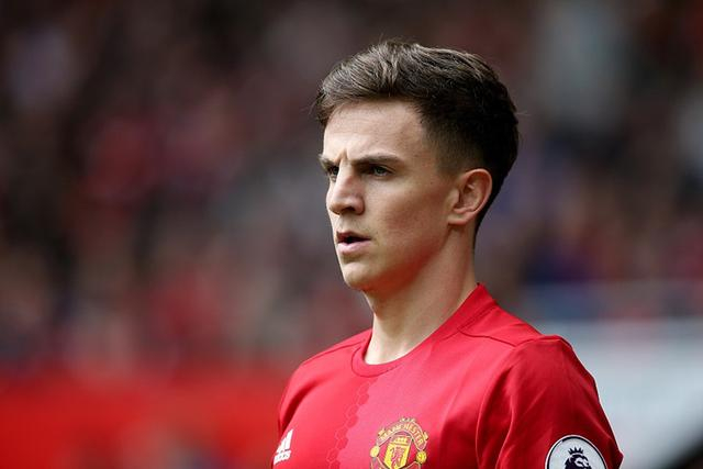 9体育-赛前瓦伦西亚备战足总杯；再遭质疑细节曝光；管理层满意；心理建设被强调的简单介绍