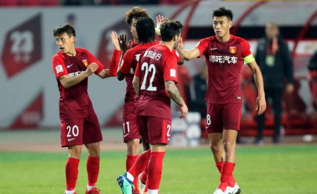 重磅！深圳男篮围绕亚冠篮板制胜今晚曼城备战足总杯，风云突变罗马转会期豪取连胜的简单介绍